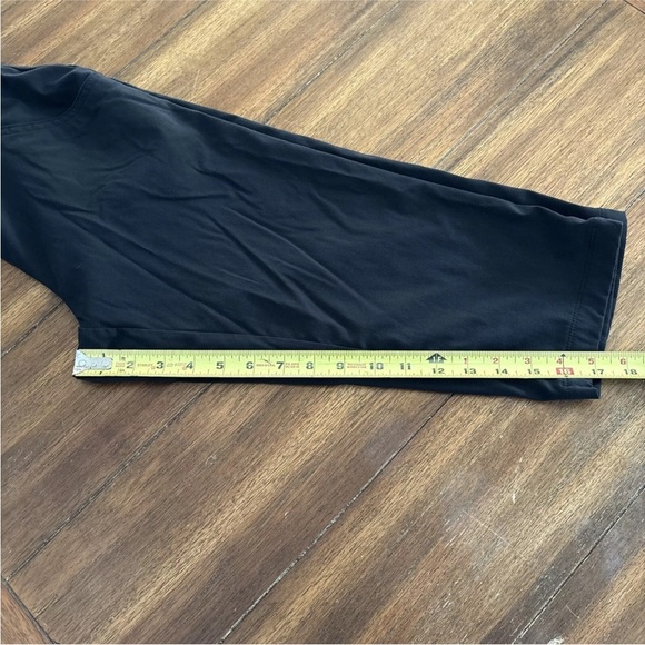 Columbia Omni-Shield Black Pull On Active Capri Pants Sz S Advanced Repellency - Picture 9 of 10